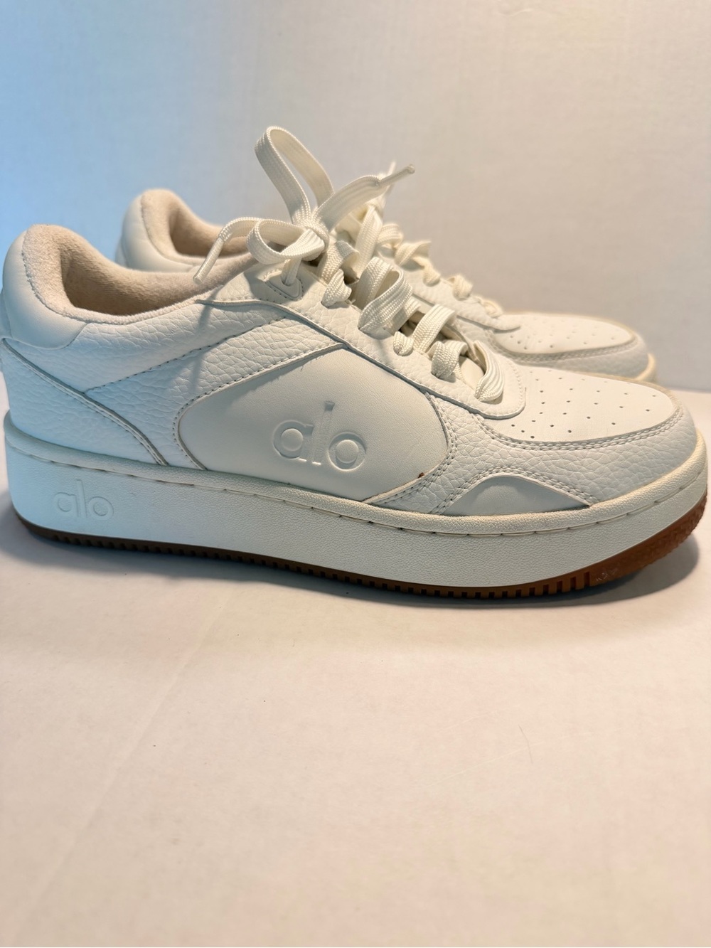 ALO Recovery Mode Sneaker (Unisex) White
